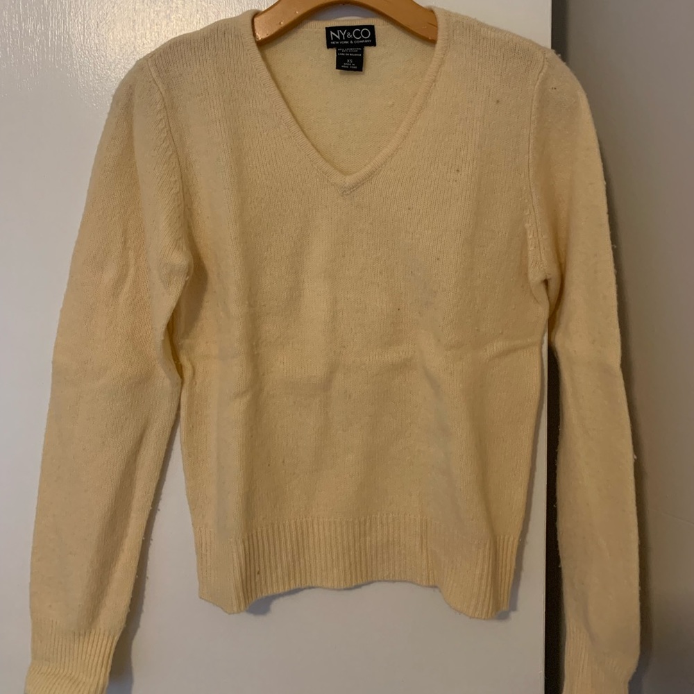 NY & CO lamb wool sweater